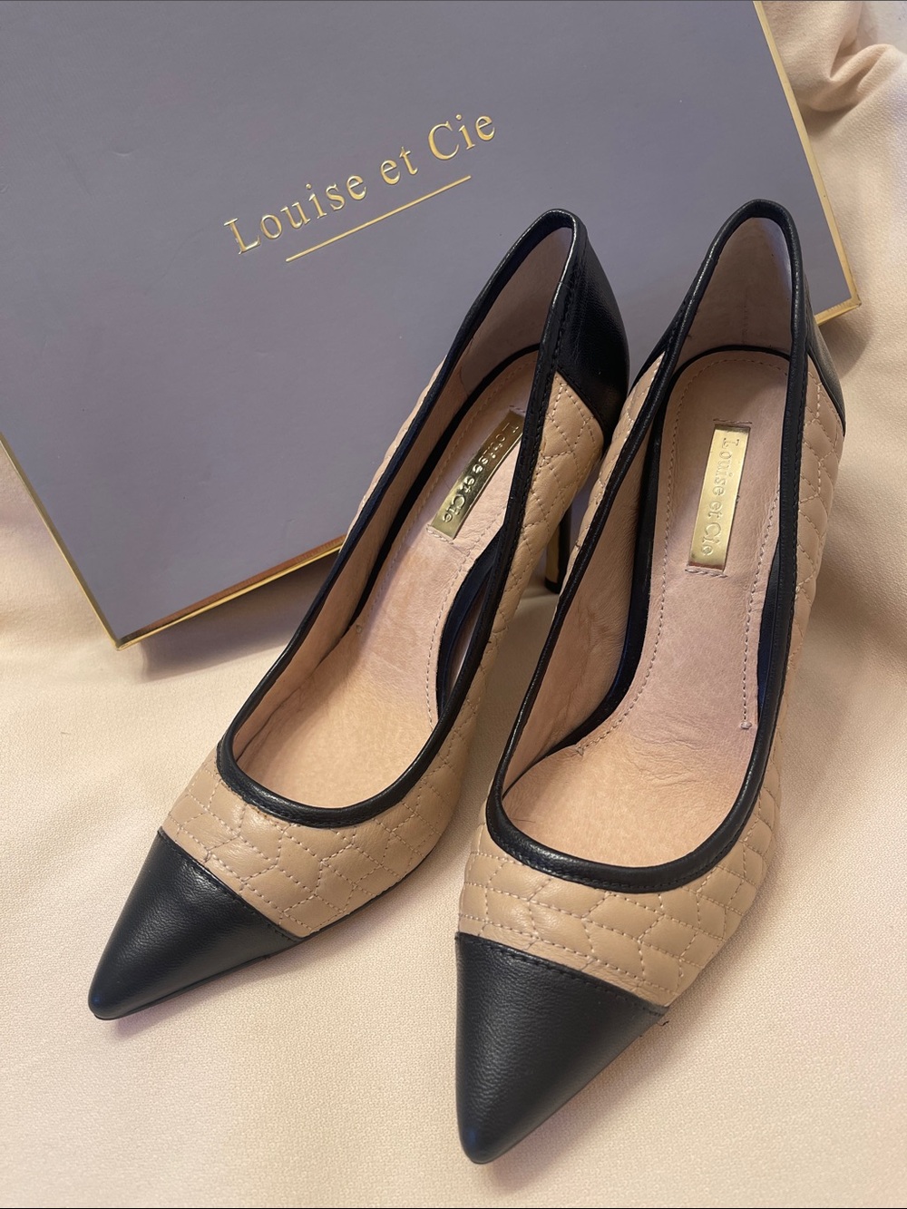 Louise et Cie Beige Quilted and Black Pointed-Toe Pumps